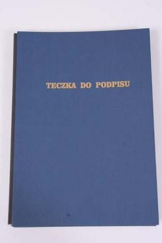 TECZKA DO PODPISU A4 19 KARTEK GRANATOWA DELFIN 787 KAKADO-DELFIN