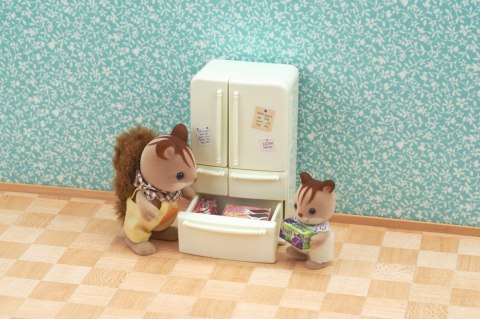 CUISINE DE CAMPAGNE SYLVANIAN AVEC FRIGO 5341 EPOQUE PUD6